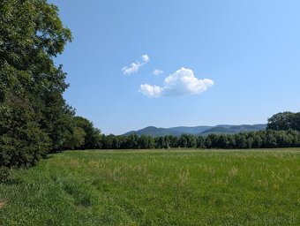 Dve stavebne parcely s rozhlohou 2025 m² s rodinnym domom - 20