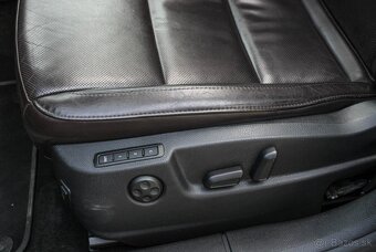 Škoda Superb Combi 2.0 TDI CR 170k L&K DSG - 20