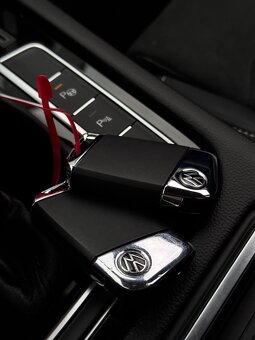 Volkswagen Passat Variant 2.0 TDI Elegance 4Motion DSG - 20