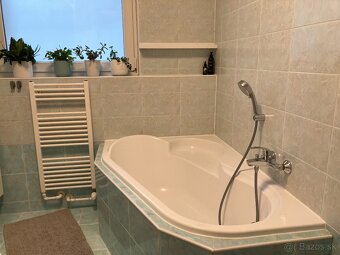 3-izbový byt s veľkorysou výmerou - 20