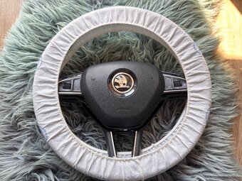 Trojramenný volant, Škoda Superb L&K - 20