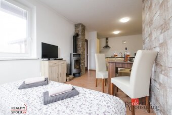 BEŠEŇOVÁ / Predaj apartmánového domu / 4 samostatné jednotky - 20