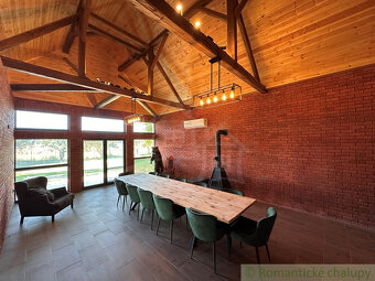 Vidiecky dom na samote s veľkým pozemkom na bývanie, chalu - 20