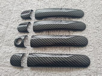 ČIERNE a KARBONOVE kľučky krytky klučiek dveri - 20