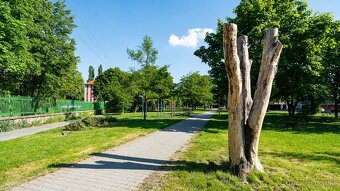 ⌂ Predaj /4-izbový rodinný dom 301 m² Bratislava- Ružinov - 20