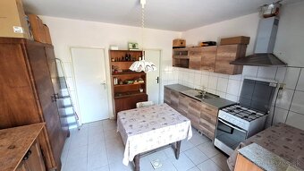 EXKLUZÍVNY PREDAJ-prerobený 4 izb.RD s vedľajším domom v KN - 20