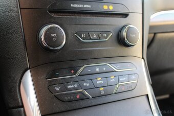 Ford S-Max 2.0 TDCi Duratorq 180 Titanium A/T - 20