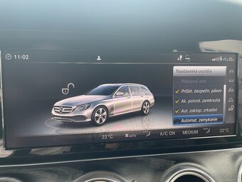Mercedes E trieda T350d 4MATIC,AMG.multibeam. akt.riadenie - 20