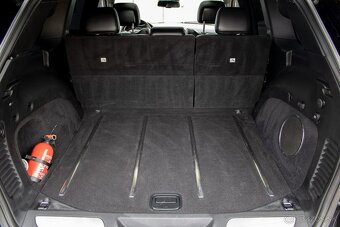 Jeep Grand Cherokee 3.0L V6 Overland A/T - 20