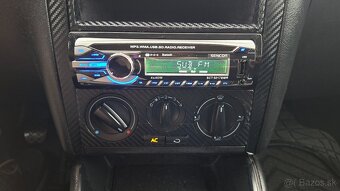 Volkswagen Golf 4 1.4 benzín - 20