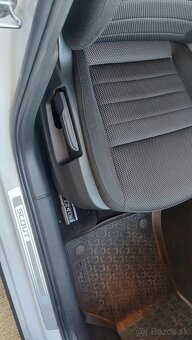 Predám Octavia 3 scout 2 TDI 135kw 4x4 - 20