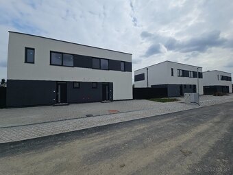 BRATISLAVA NOVOSTAVBA NA PREDAJ BYTY PARKOVANIE A ZÁHRADA - 20