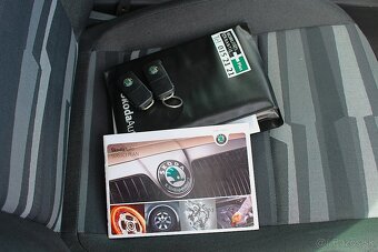 ŠKODA..ROOMSTER...1,2..51KW....BENZIN....2009....154TIS..KM - 20