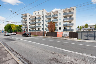 Moderný 2-izbový byt s loggiou a parkovaním – Geologická, Po - 20