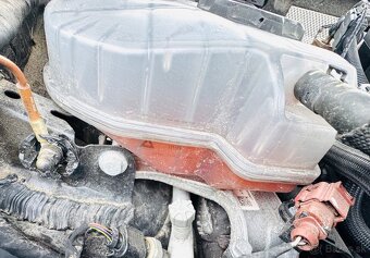 Škoda Superb 2,0 TDI DSG KOMBI,2/2022,NAVI,LED - 20