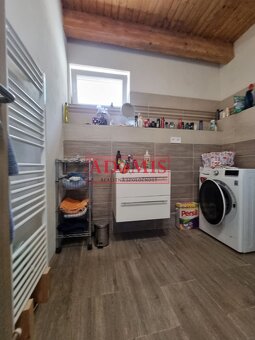 na predaj zrekonštrovaný 5-izb. dom, 2-podlažný 170 m2, Nižn - 20