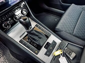 Škoda Superb 2.0 TDI SCR Style DSG - 20