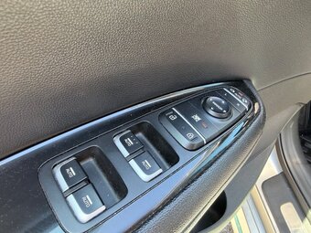 Kia Optima 2.0 I Plug in Hybrid r.v.2016 PHEV 150kw - 20