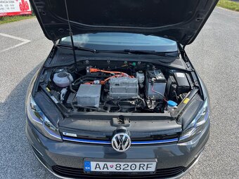 Volkswagen E-Golf 100kw  ,Odpočet DPH - 20