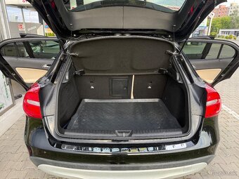 Mercedes Benz GLA 200d - 20