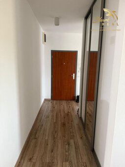 Priestranný 3-izbový byt s dvoma loggiami - Senec - 20