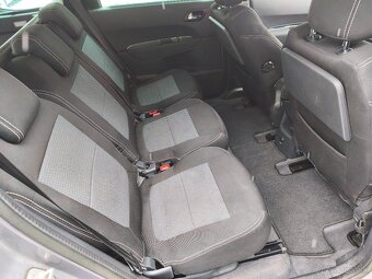 Peugeot 5008 1.6 HDI 7miestne - 20