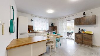 PREDAJ – VEĽKÝ 7-IZBOVÝ RODINNÝ DOM V TRNAVE, VHODNÝ NA BÝVA - 20