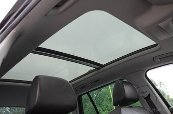 Škoda Superb Combi 2.0 TDI DSG Laurin&Klement 4x4 - 20