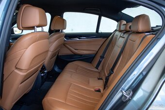 BMW Rad 5 M550i xDrive A/T - 20