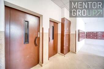 360° VR Ponúkame na predaj kompletne zrekonštruovaný 3-izbo - 20