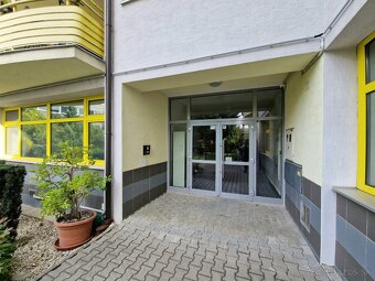 LUKRATÍVNY 4- izbový byt s terasou a parkovaním Piešťany - 20