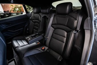 Porsche Taycan 4S - 20
