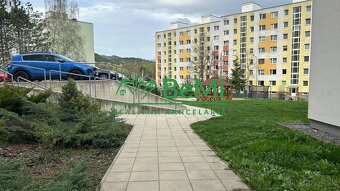 Štýlový 3-izbový byt s terasou a vírivkou na predaj. - 20