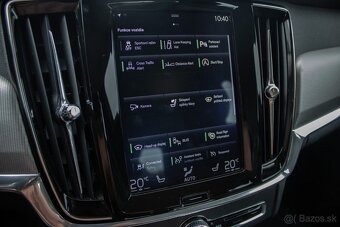 Volvo V90 2.0 D4 AWD Cross Country - 20