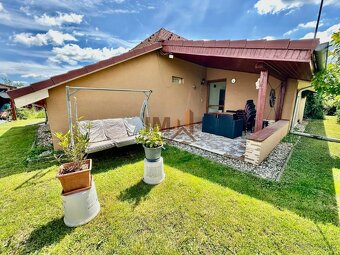 NA PREDAJ MODERNÝ ZREKONŠTRUOVANÝ 4i RODINNÝ DOM S GARÁŽOU - 20