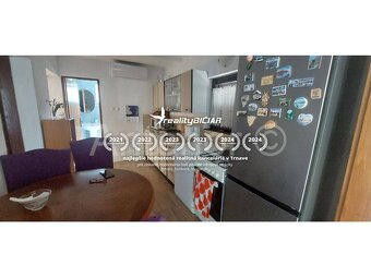 ZUKVE - dom 3. rad pri mori - dve bytové jednotky - 20