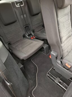 Volkswagen Touran 7miestne - 20