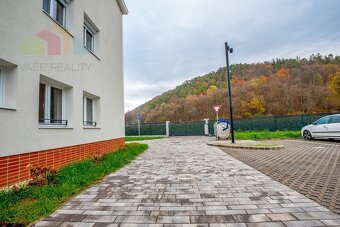 Na predaj 1-izbový byt + parkovacie státie, Nábrežná ul., Pa - 20