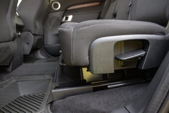 Land Rover Discovery 3.0 SDV6 SE - 20