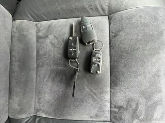 Volkswagen Multivan 2.0 TDI Highline 7-miestny - 20