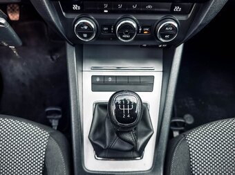 Škoda Octavia Combi 1.6 TDI 110k Active - 20