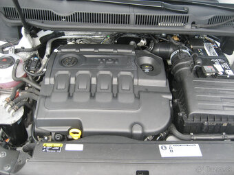 Volkswagen Touran 2.0 TDI DSG - 20