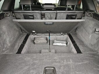 BMW Rad 5 Touring 530i xDrive A/T // AJ NA SPLÁTKY - 20