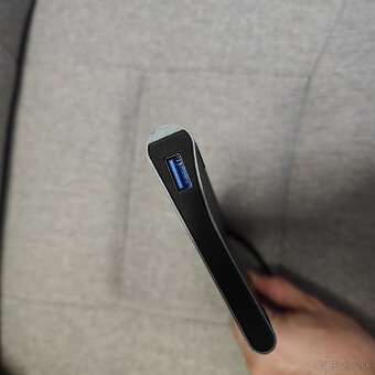 Rôzne USB-C huby, prezentačné zariadenia a príslušenstvo - 20