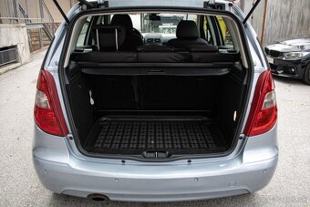 Mercedes-Benz A trieda 160 Elegance - 20