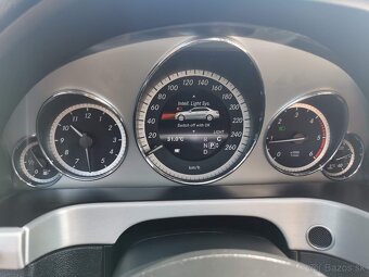 Mercedes E500 - 20