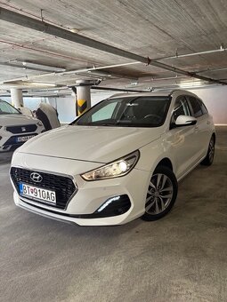 Hyundai i30 CW Kombi 1.4 T-GDi Family 7DCT - 20