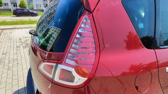 Renault Mégane Scénic III 1.6 16V CVT | 2011 | TOP výbava - 20