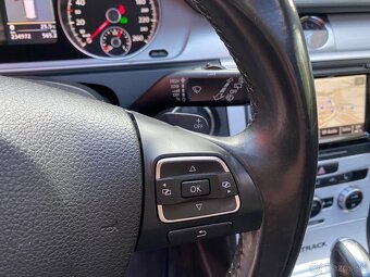 Volkswagen Passat Alltrack 2.0 TDI 4MOTION DSG - 20