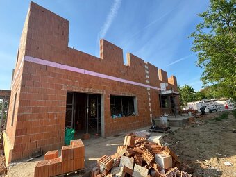 Jedinečná luxusná novostavba 4i-rodinného domu Pereš - 20